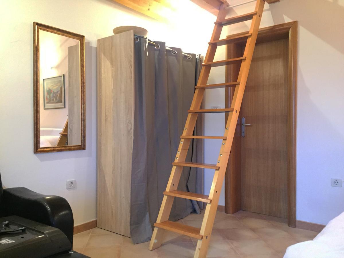 Holiday Home Olive Šibenik Екстериор снимка